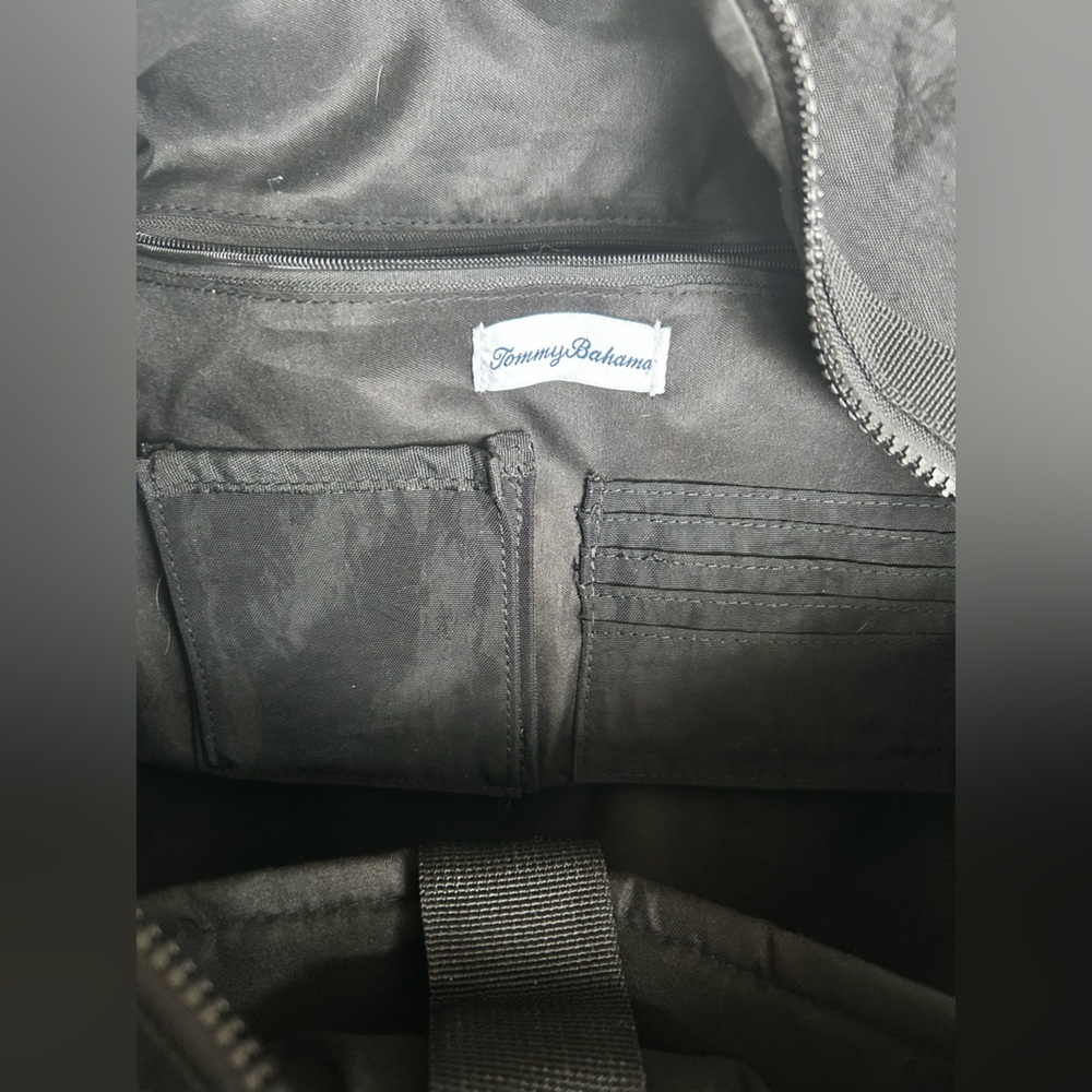 Tommy Bahama black travel duffle bag with hand and shoulder straps - Picture 5 of 10